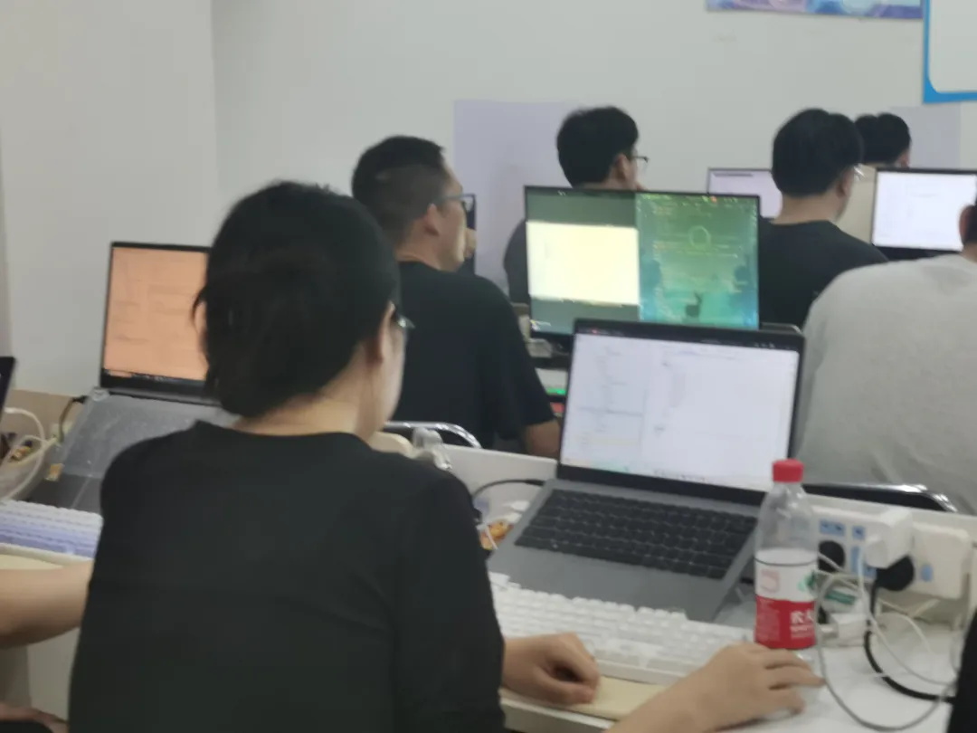 高中生适合学思途实训IT课程吗?