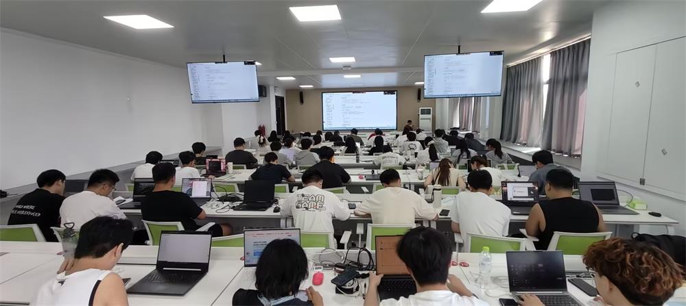 聊城大学AI应用开发培训--中享思途